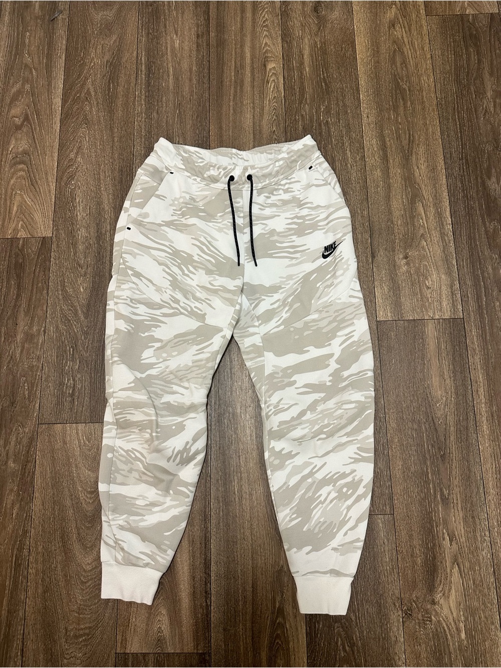 Nike White & Cream Camo Jogger Pants